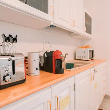 Giobo Bed and breakfast 3*