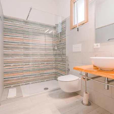 Giobo Bed & Breakfast